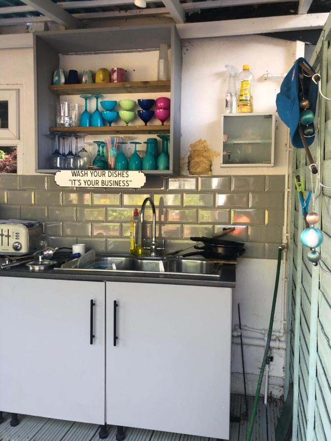 Hookwood Hazelwickゲストハウス エクステリア 写真