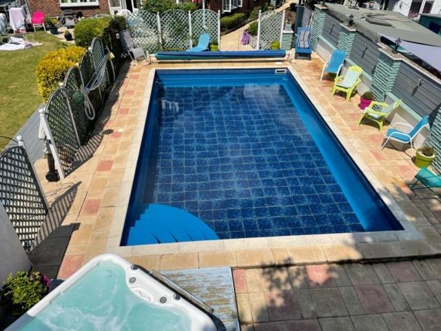 Hookwood Hazelwickゲストハウス エクステリア 写真
